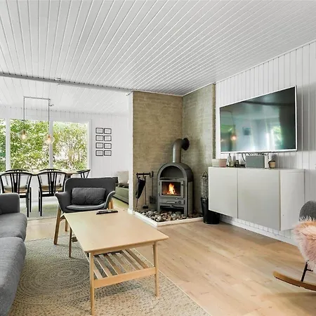Casa vacanze 1549-aakirkeby-sluseparken-14 *
